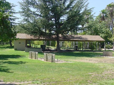 Picnic shelter